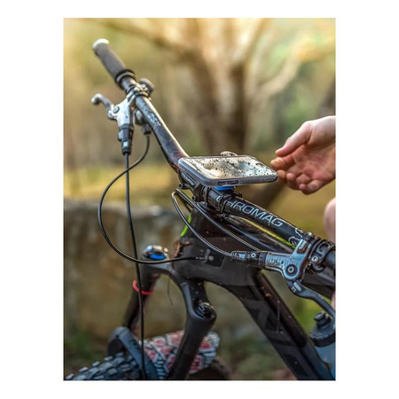 Pokrowiec wodoodporny na telefon QUAD LOCK MAG iPhone 16 Pro