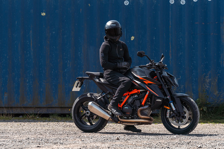 Jeansy motocyklowe KNOX SHIELD JOGGING BLACK czarny